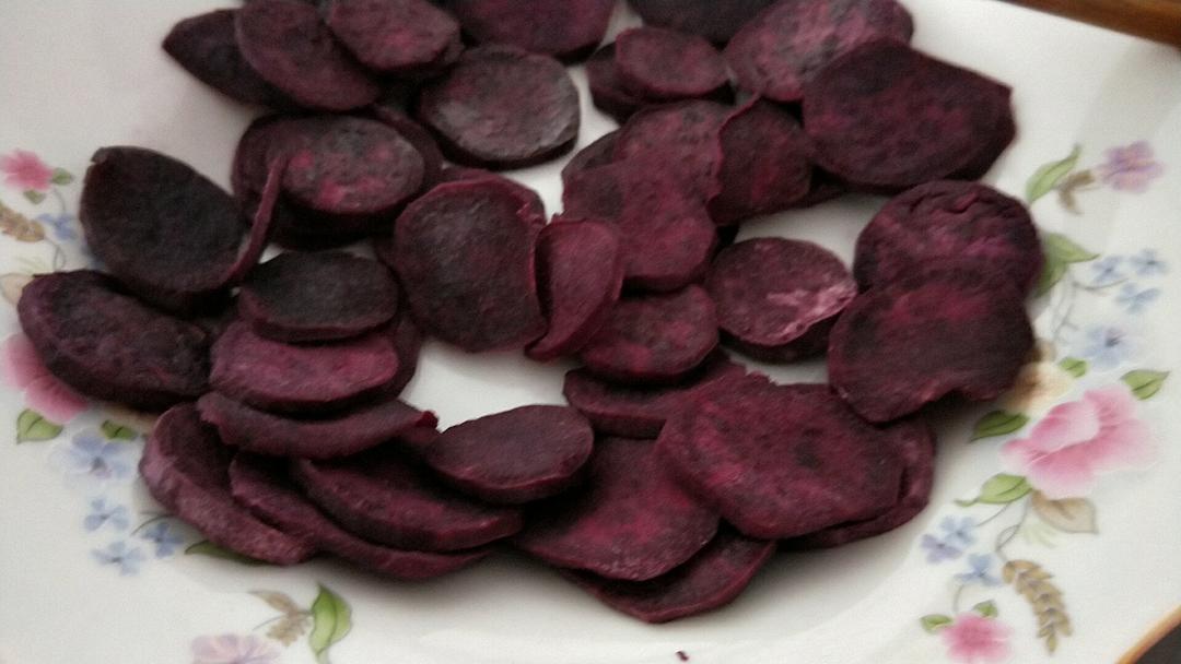 紫薯片（简单解馋小零食）