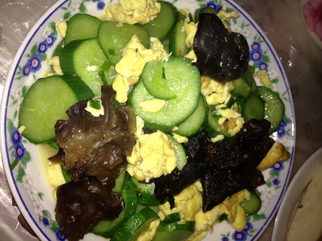 黄瓜木耳炒鸡蛋