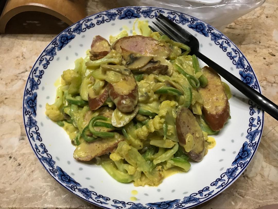 低碳生酮女神版花菜芝士通心粉