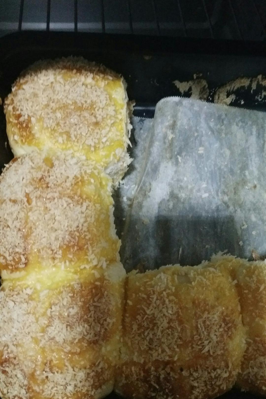 椰浆十字包 Coconut Custard Hot Crossed Bun