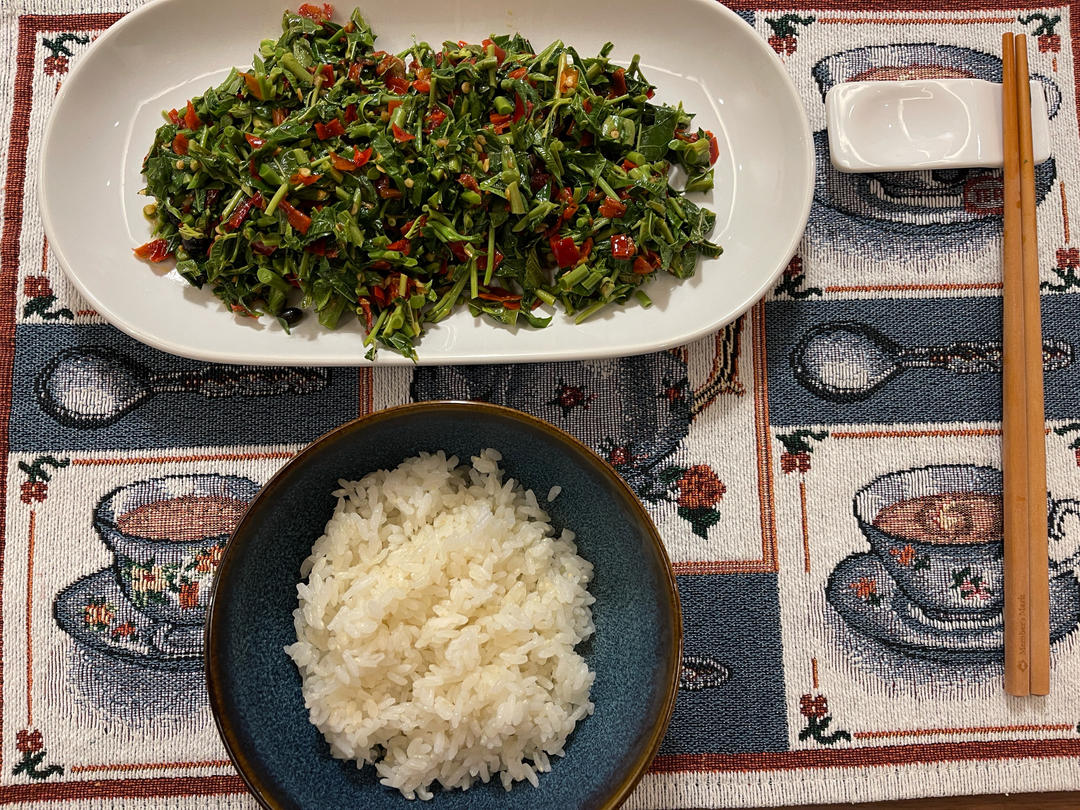 香椿储存和凉拌做法