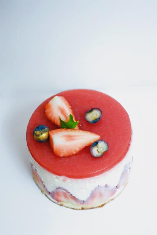 【视频】草莓慕斯蛋糕～抓住草莓季的尾巴