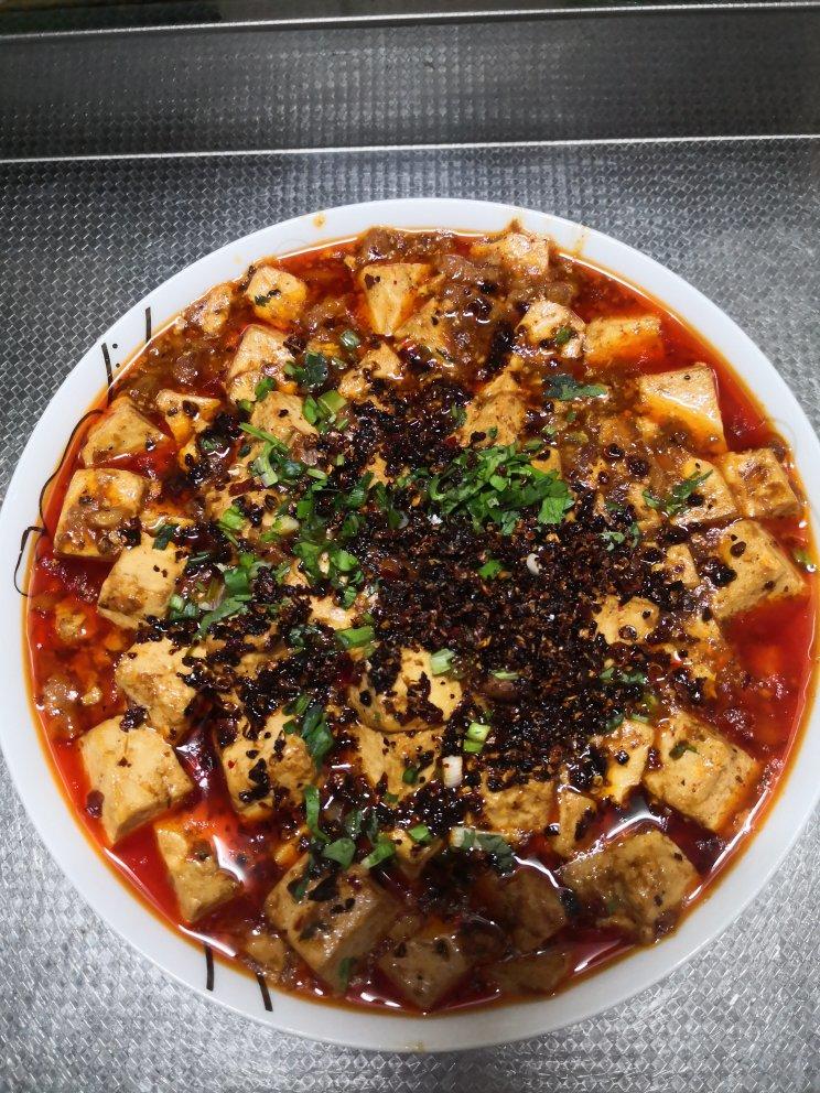 厨师长教你：“麻婆豆腐”的正宗做法，麻香味十足