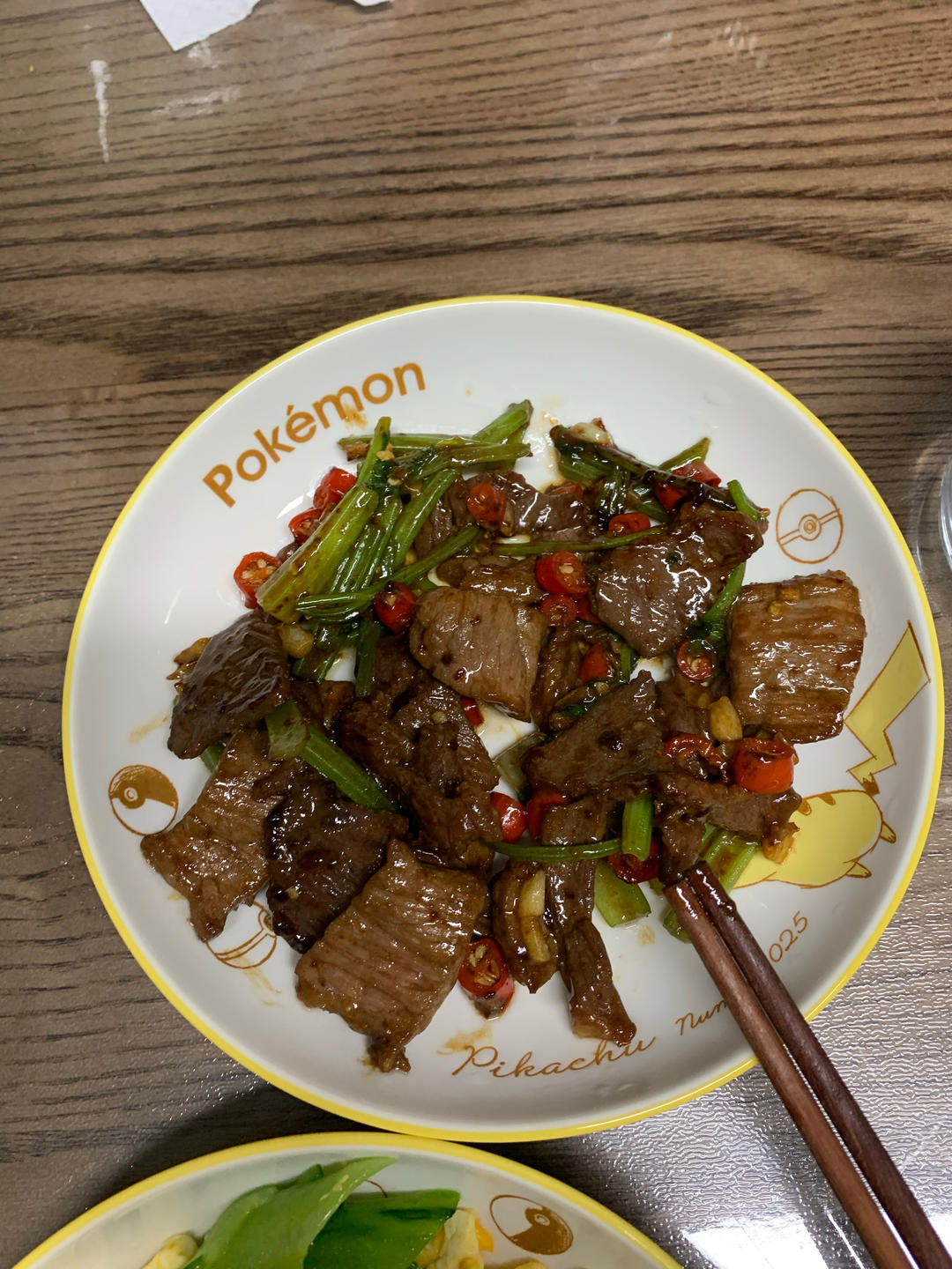 很嫩的小炒芹菜黄牛肉