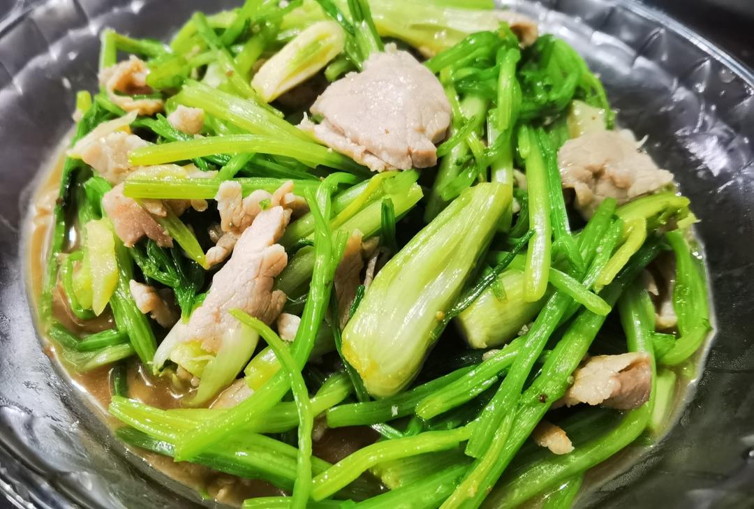 下饭芹菜炒肉