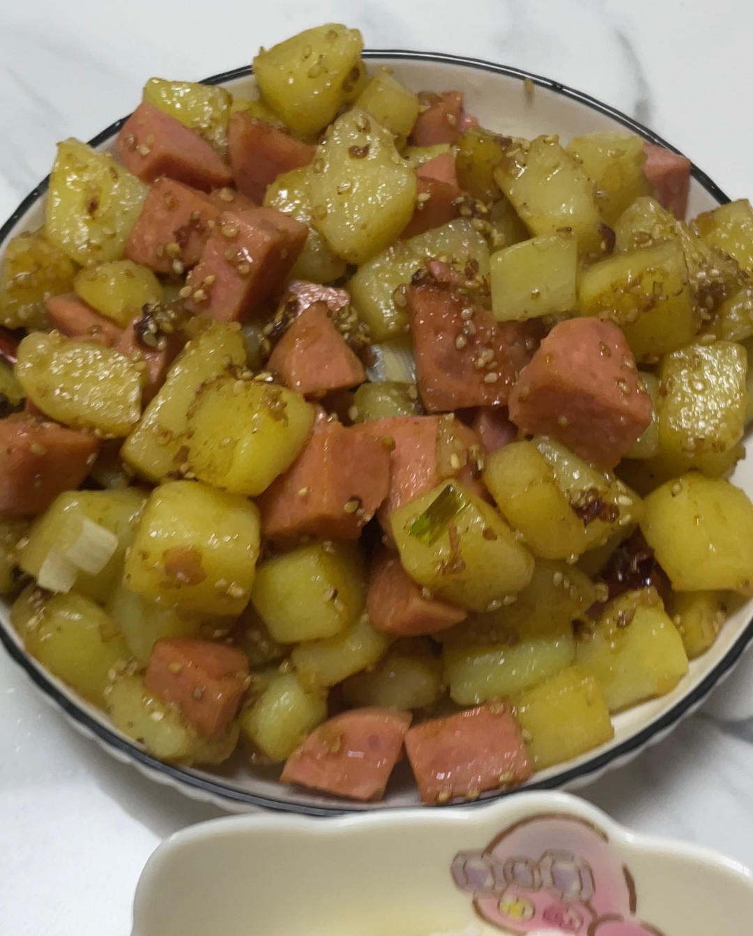 香辣过瘾的孜然土豆火腿，比路边摊还好吃