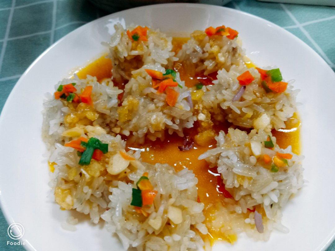 蒸糯米肉丸子