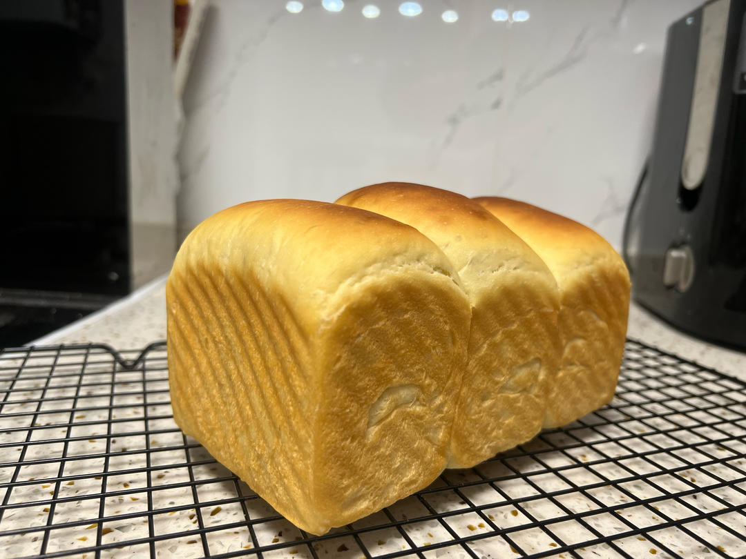 Poolish种（波兰种）吐司——不推荐不行的吐司配方