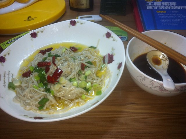 白灼金针菇