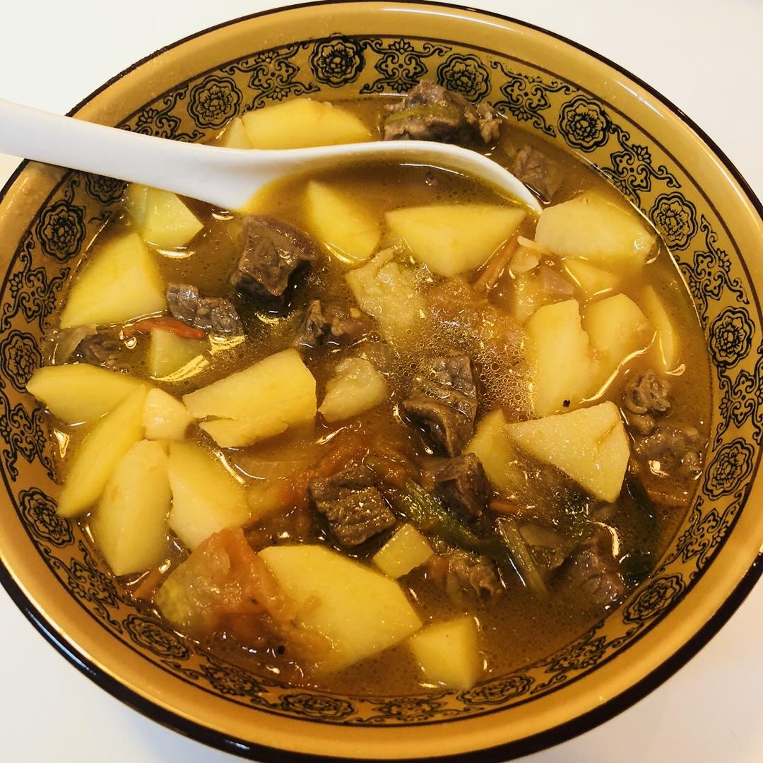 红烧牛肉土豆 （独家秘制）