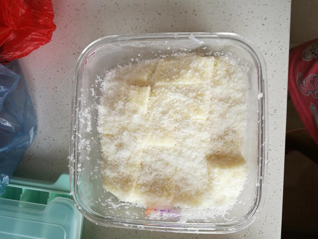 椰蓉牛奶小方