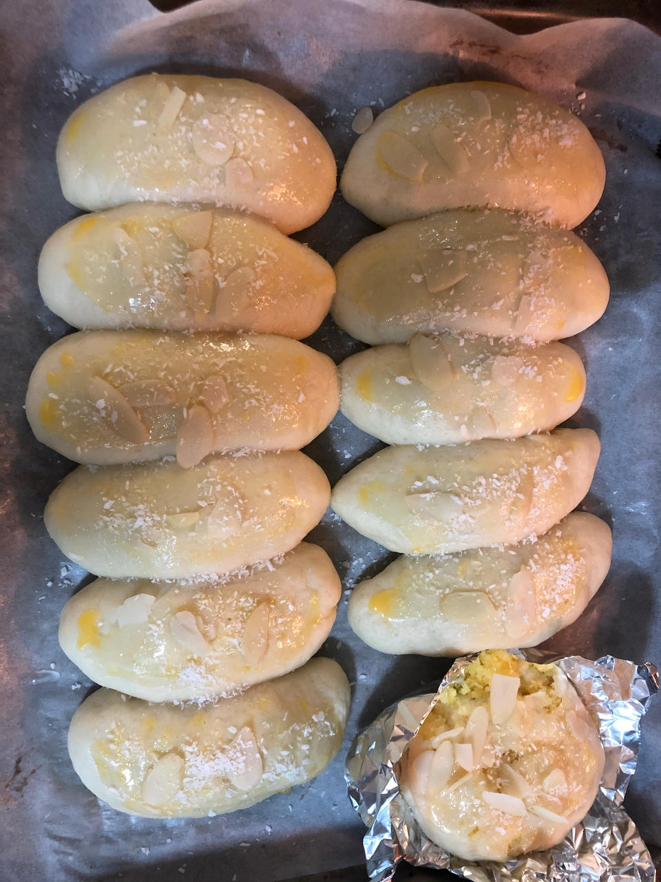 椰蓉小排包