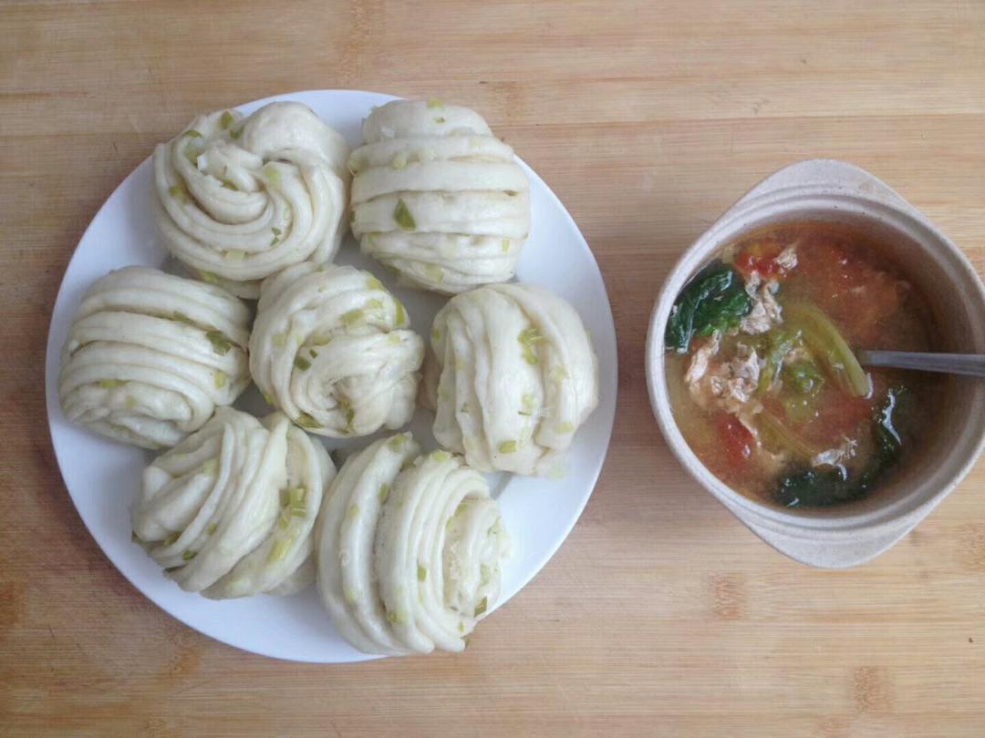 葱油花卷 Steamed Roll
