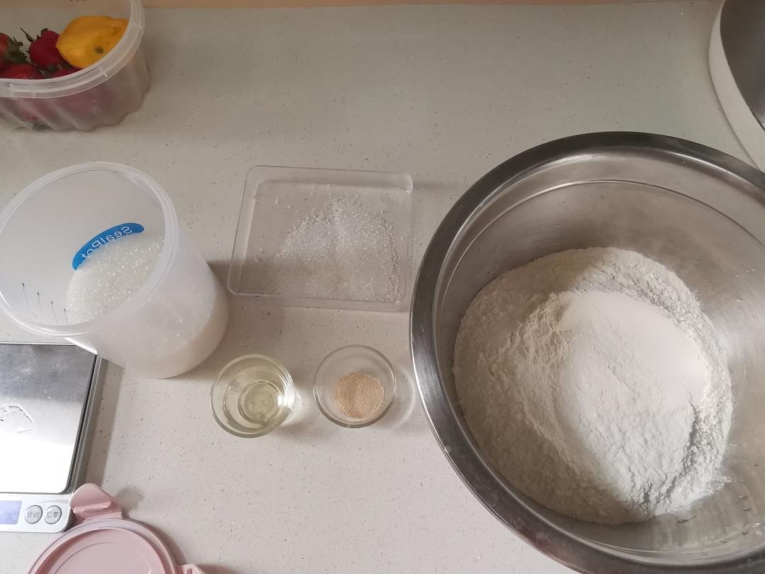 纯奶手撕吐司的做法 步骤1