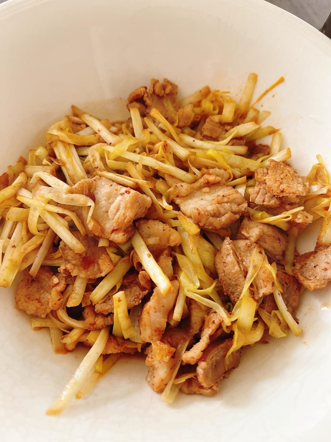 韭黄炒五花回锅肉