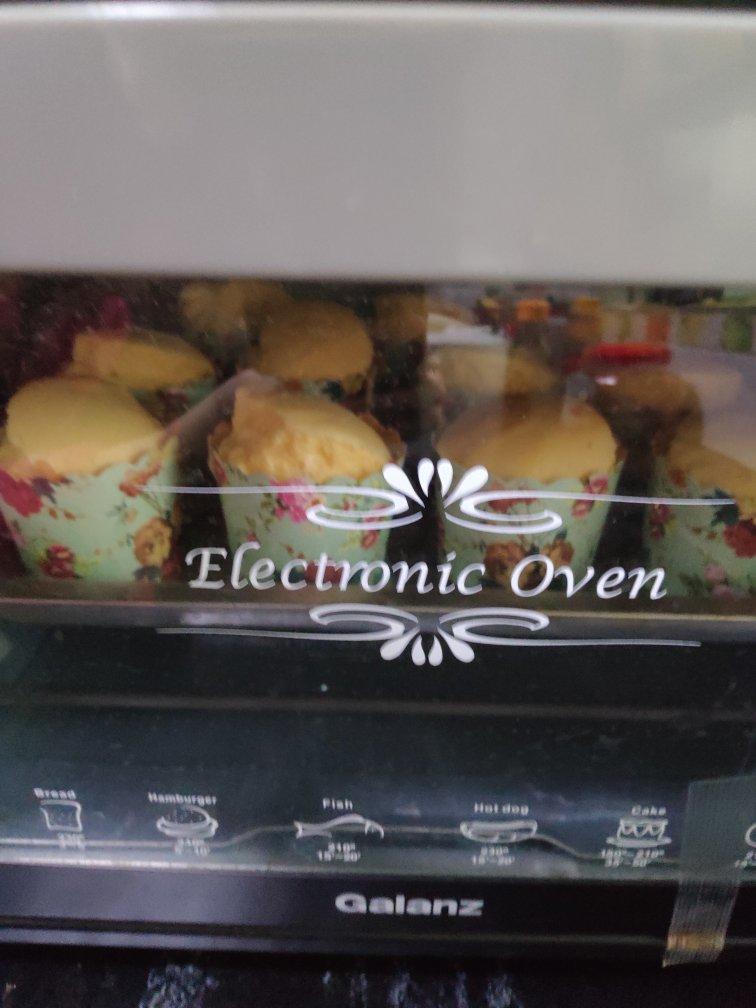 纸杯蛋糕 8寸戚风蛋糕的量