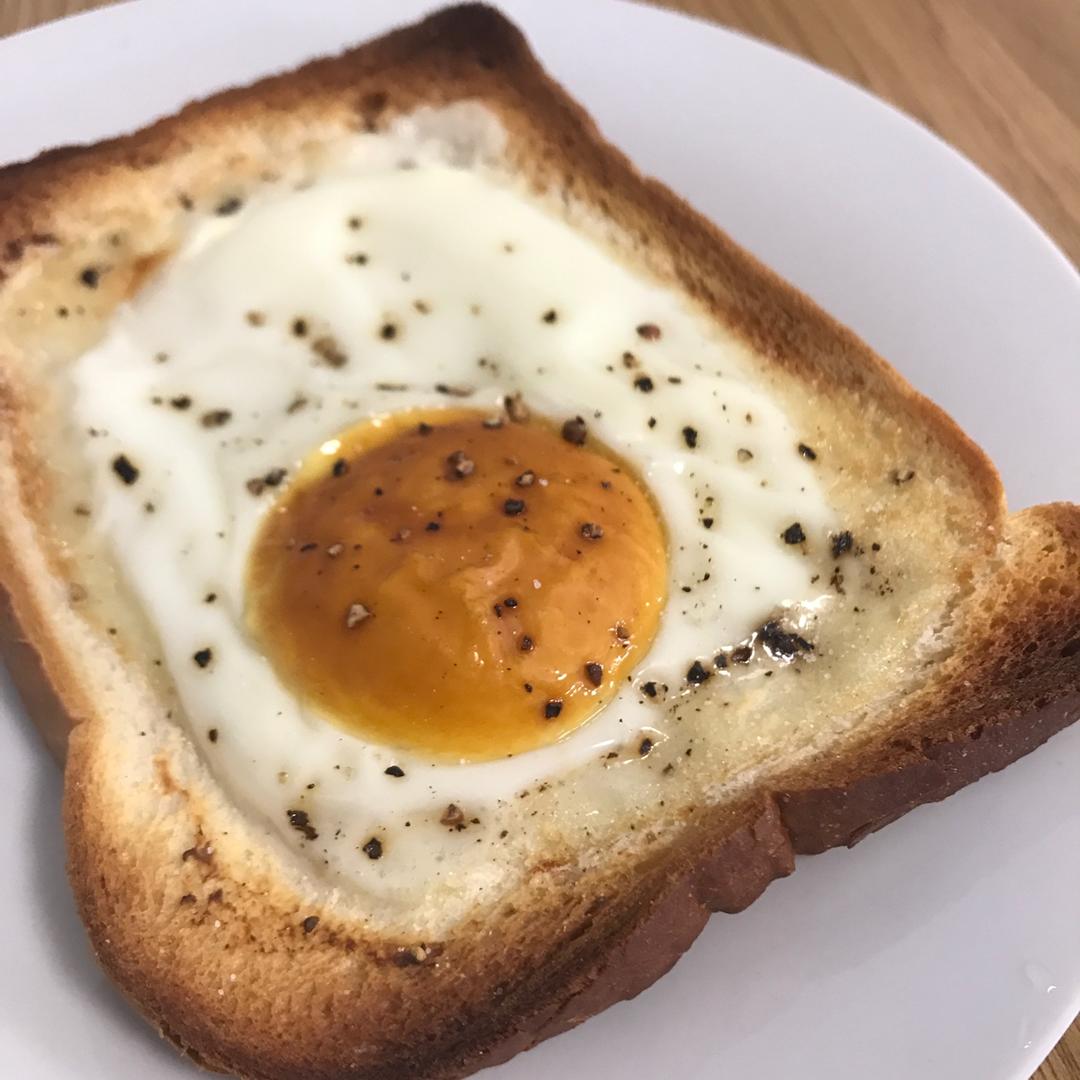 鸡蛋芝士烤吐司