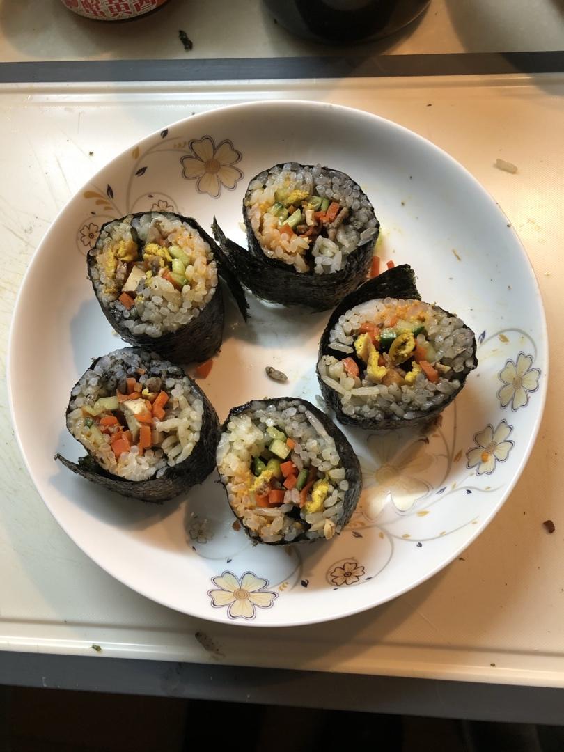 自制寿司（含寿司醋配方和超详细寿司卷法）