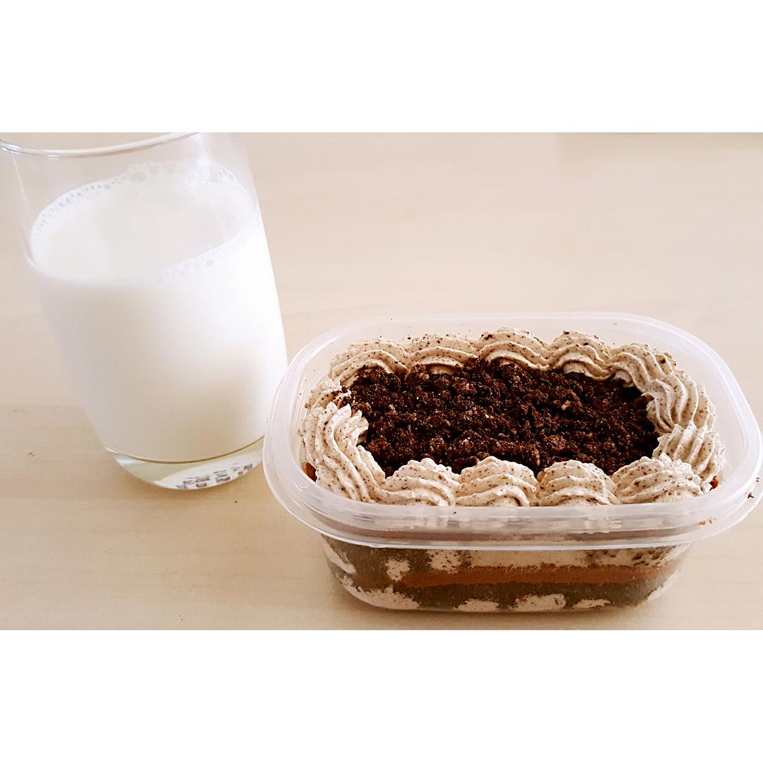 好吃到流泪的奥利奥咸奶油盒子蛋糕