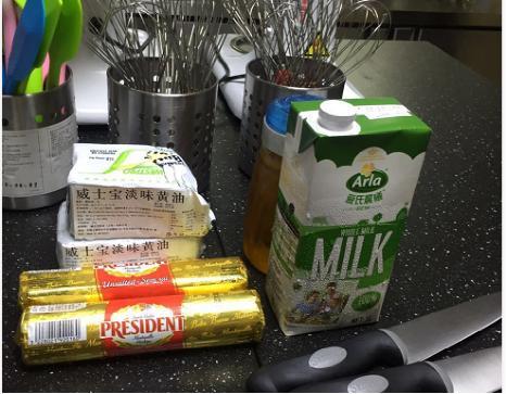 纯奶手撕吐司的做法 步骤1