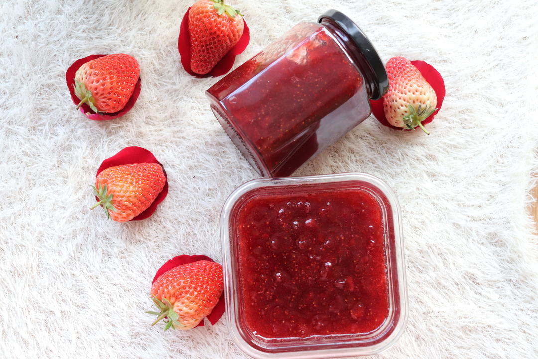 面包机版草莓酱的做法