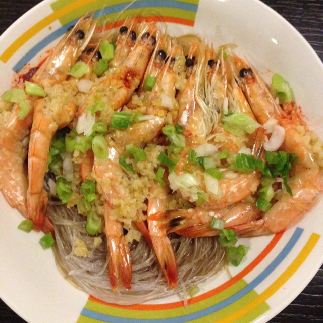 蒜蓉粉丝蒸大虾