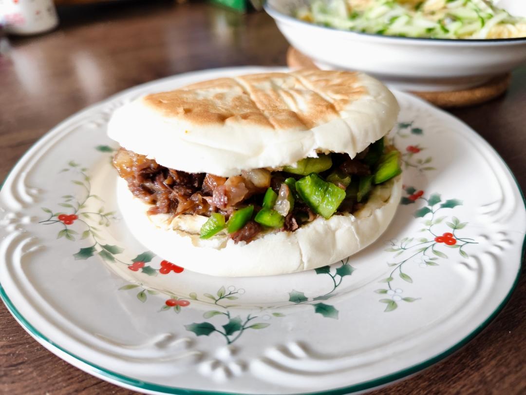 肉夹馍(白吉馍的制作)