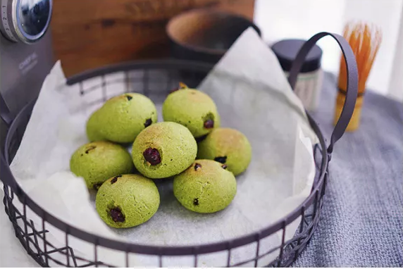 凯伍德厨师机食谱—抹茶蔓越莓麻薯包的做法