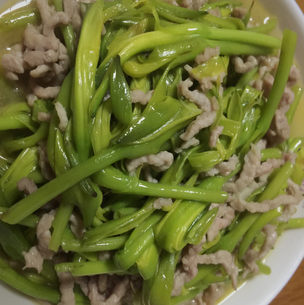 【黄花菜炒火腿】