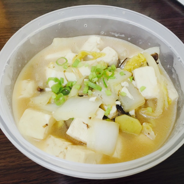 冬季家常菜：白菜炖豆腐
