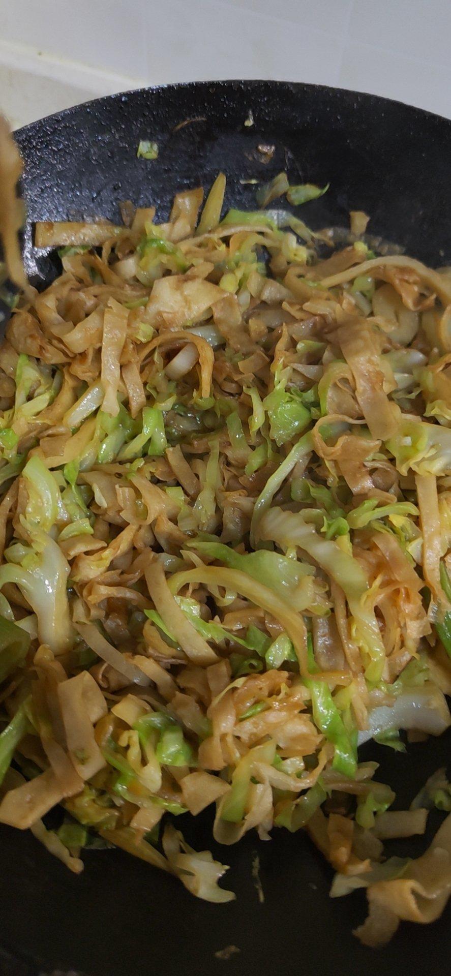 明日便当之超简单路边小店的素炒饼丝🥢