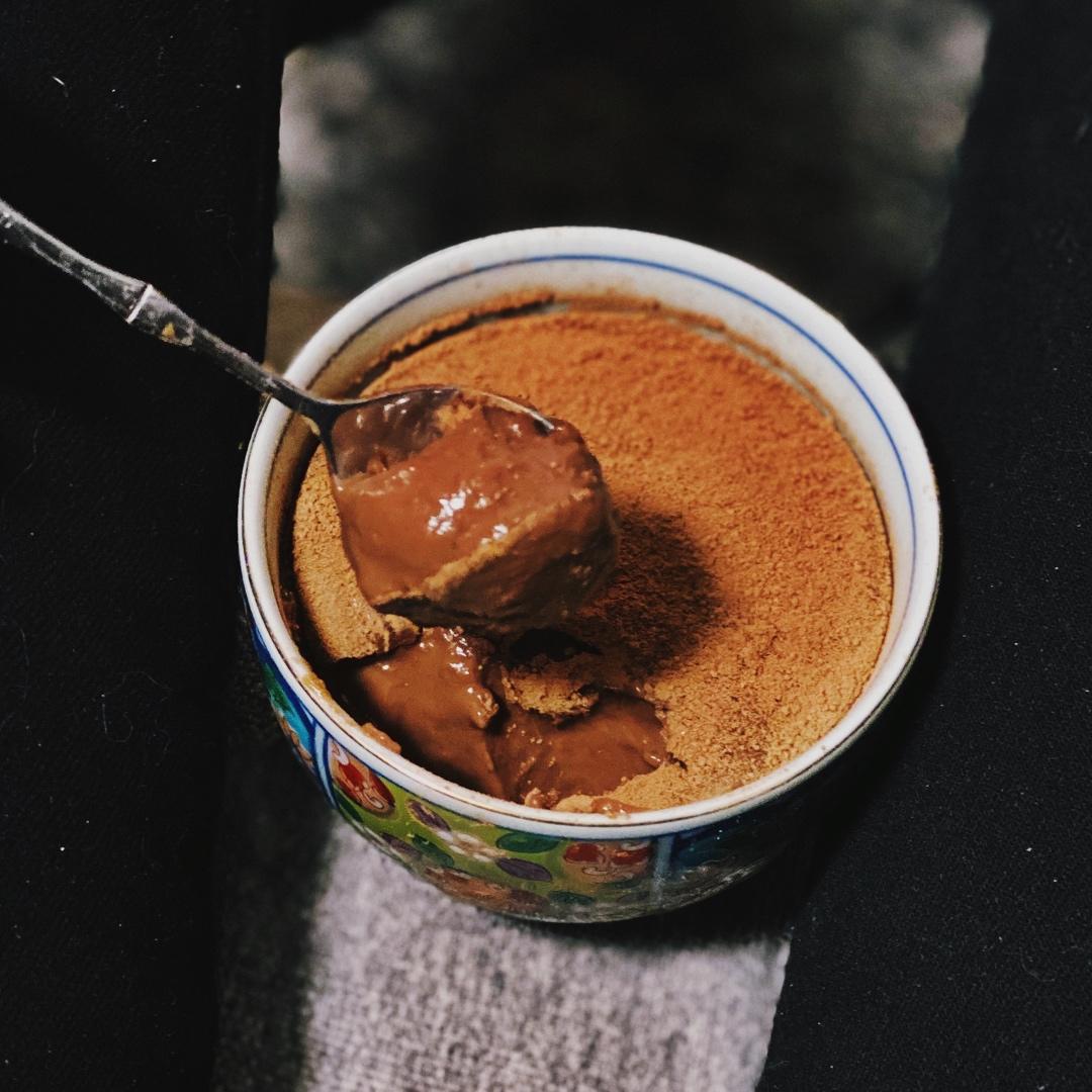 不要烤箱！不要电子秤！0难度超浓润巧克力布丁~