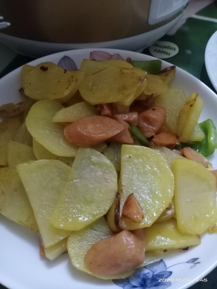 土豆青椒炒火腿