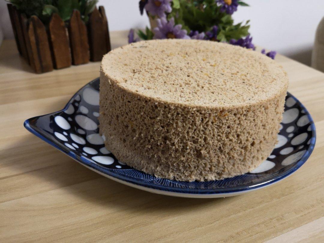 超简单完美戚风蛋糕（6寸2蛋）附打发、翻拌、脱模视频