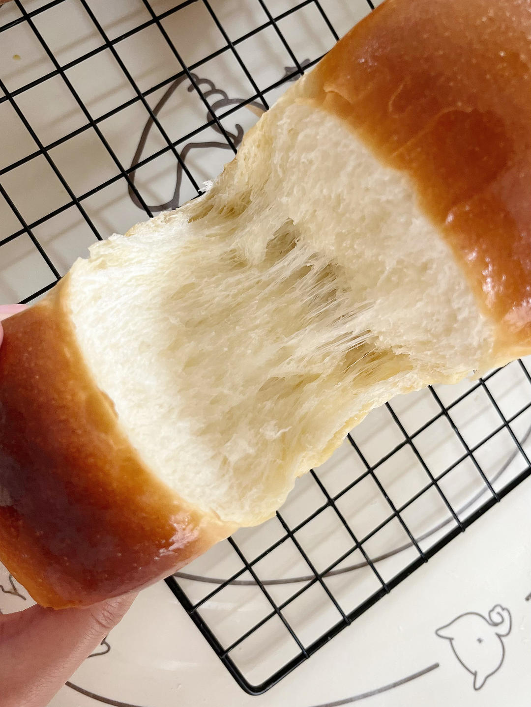 鲜奶牧场吐司制作揭秘，绵密的吐司谁不爱啊