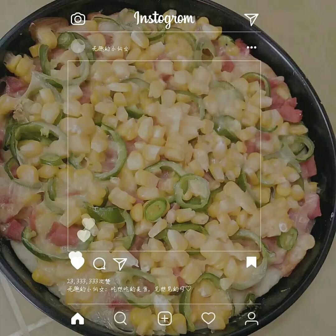 薄饼脆皮火腿pizza