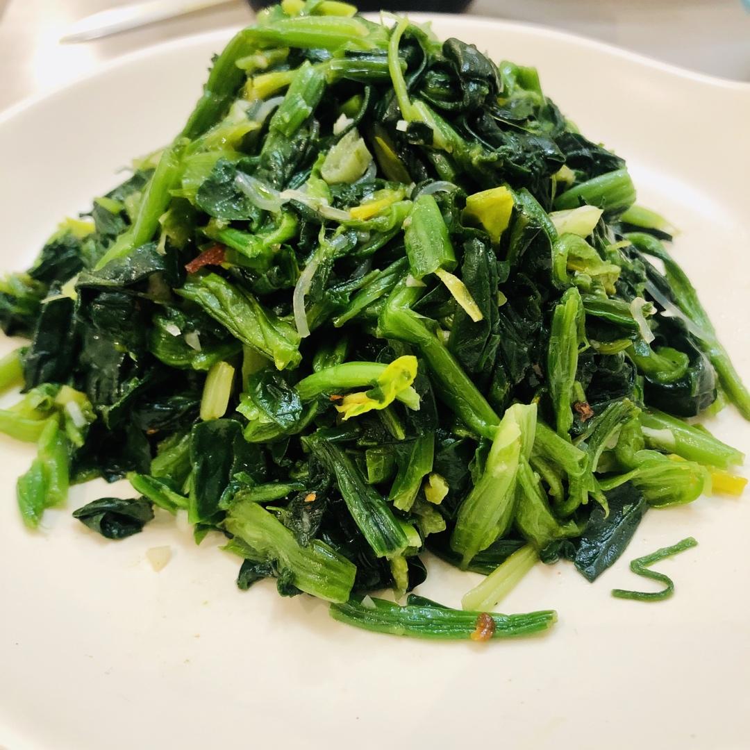 凉拌菠菜