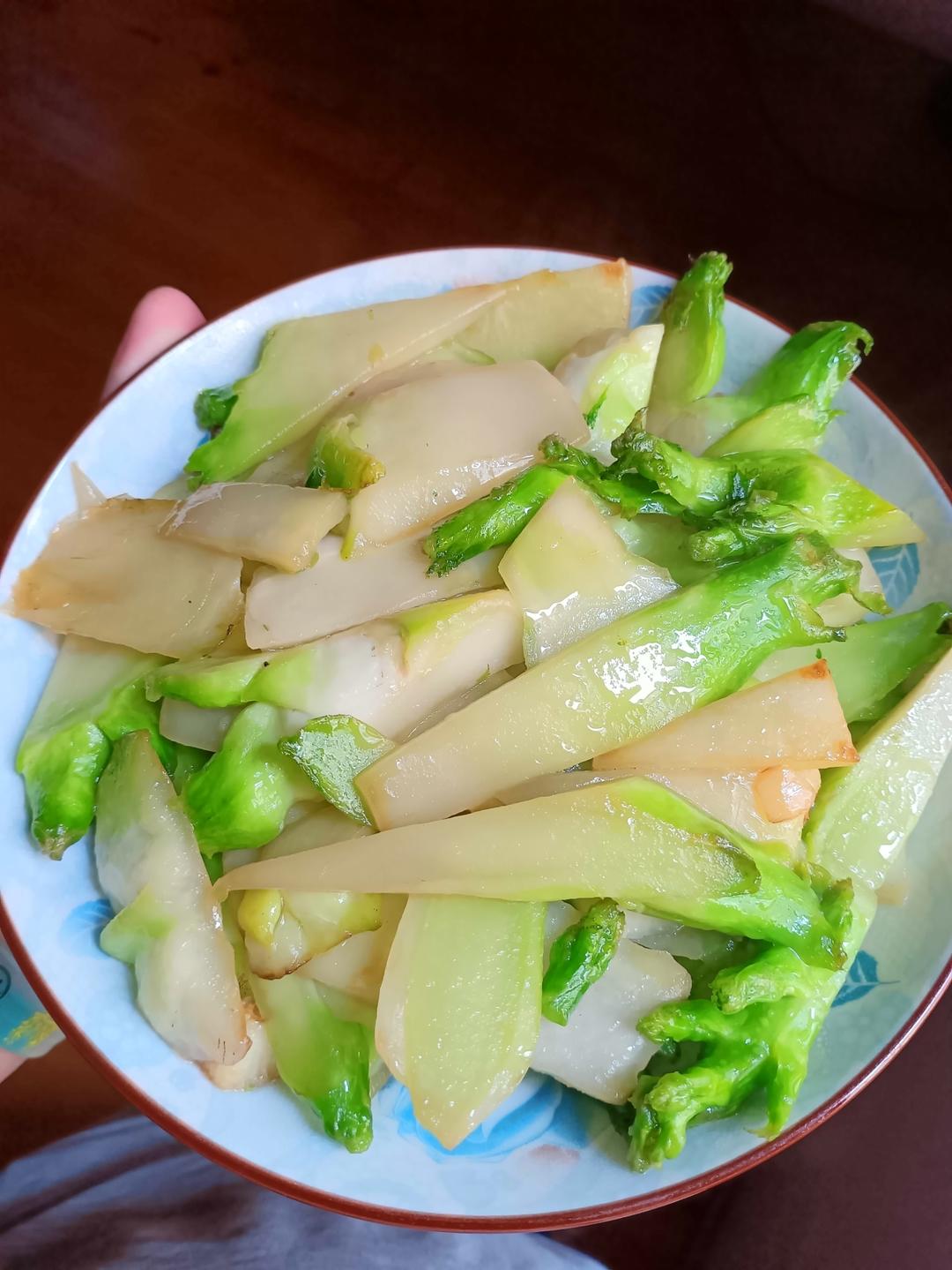 清炒儿菜（清香翠绿超好吃）