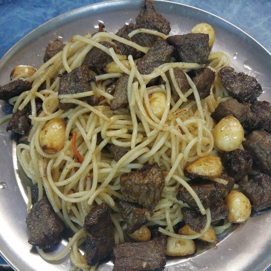 黑蒜子牛肉粒