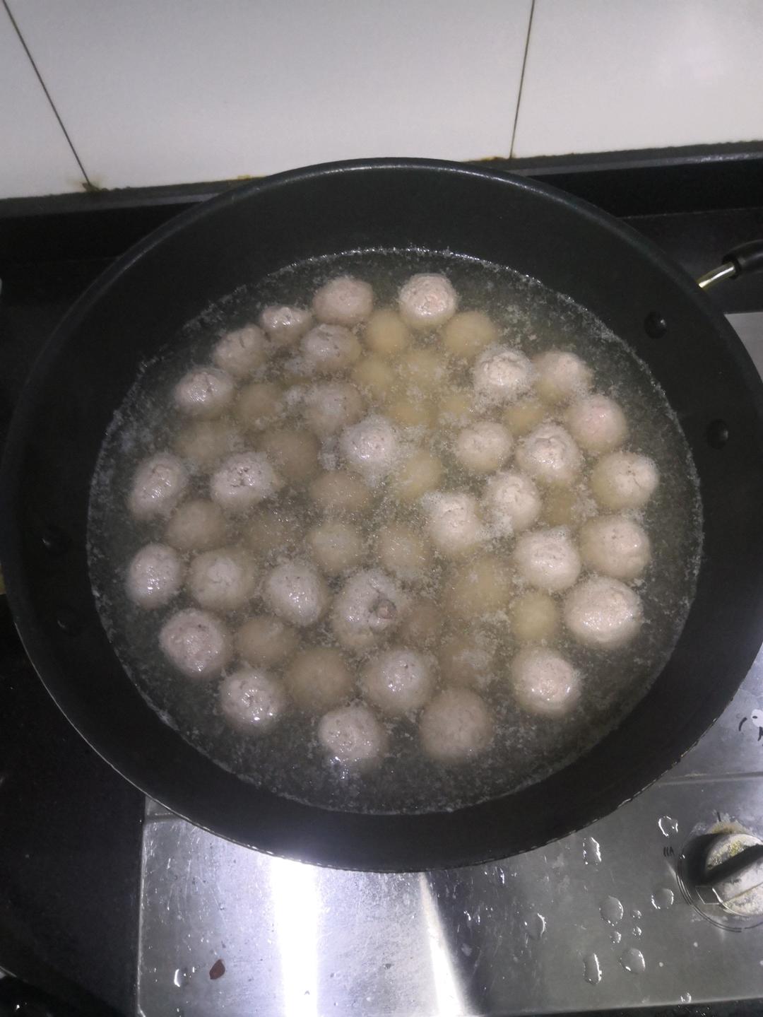 春天长个牛肉丸