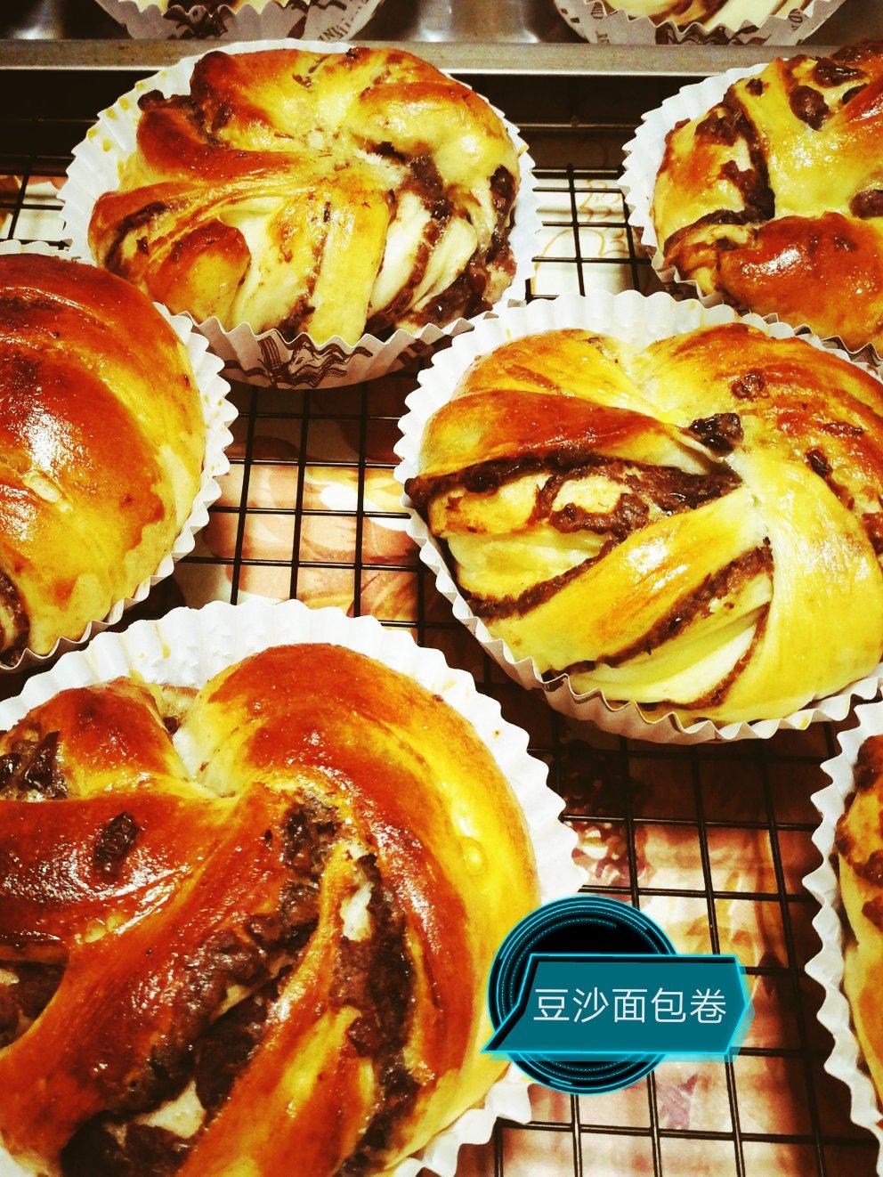 豆沙卷面包