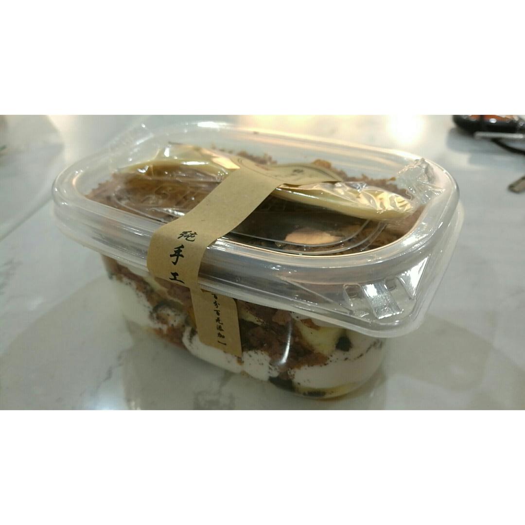 可可薄片甜心盒子蛋糕