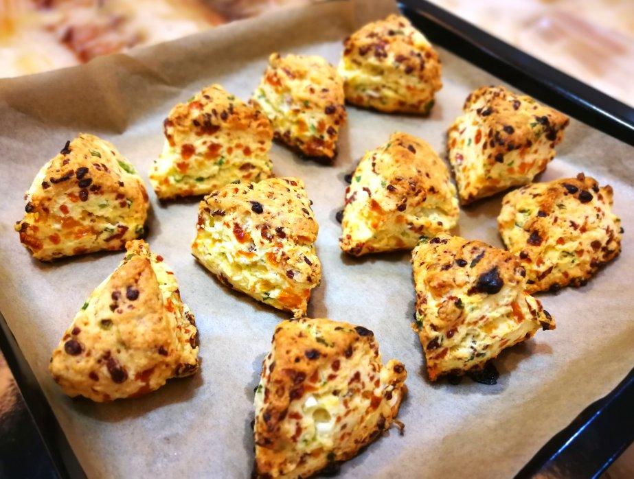 超级好吃的咸味司康Savoury Scones