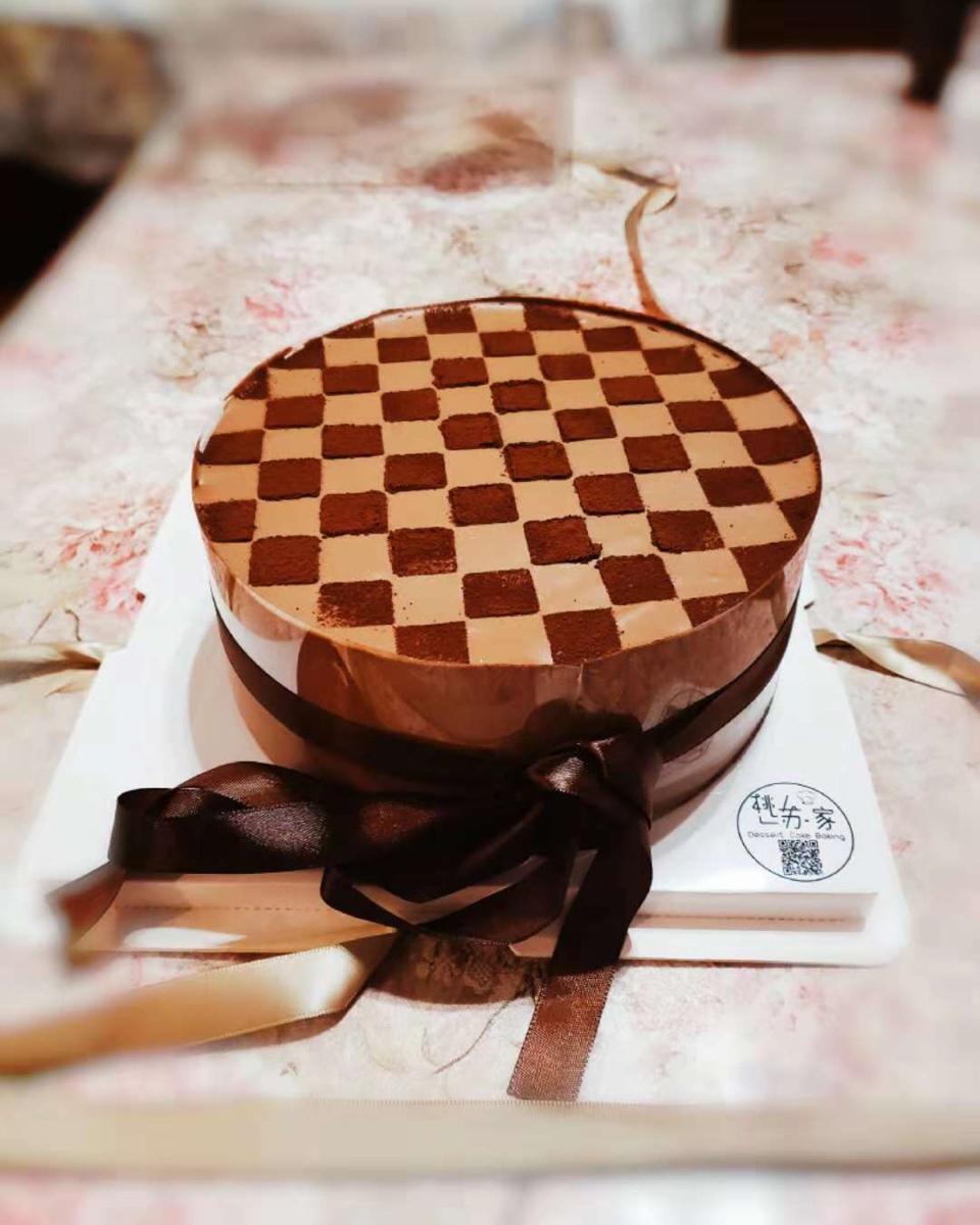 双重巧克力棋格蛋糕（LV蛋糕）