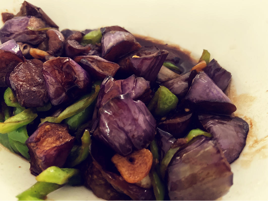 比肉好吃百倍的素炒茄子