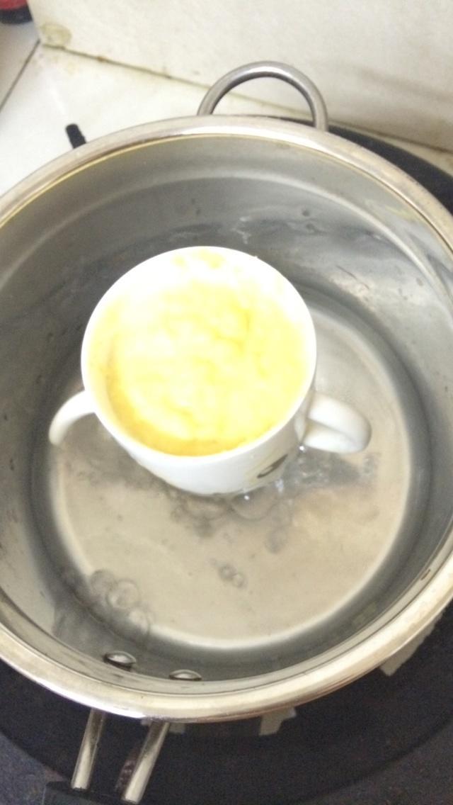 宝宝辅食鸡蛋牛奶玉米糊的做法