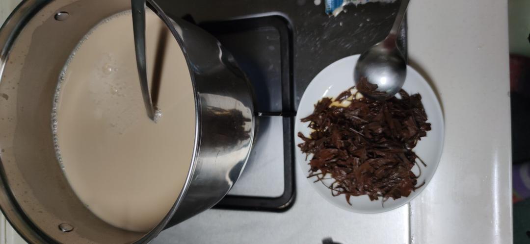 港式奶茶——一次用掉一整罐黑白淡奶