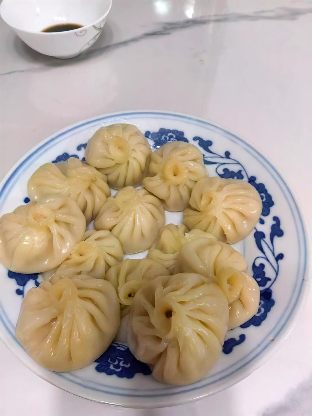 灌汤小笼包