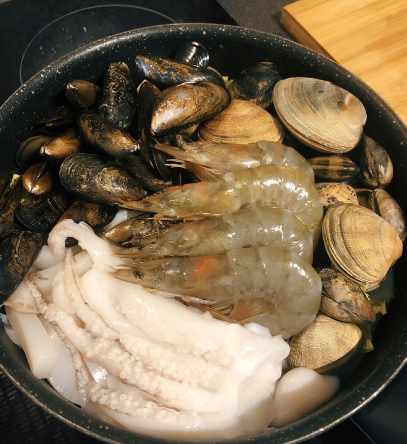 家庭版韩式海鲜锅的做法