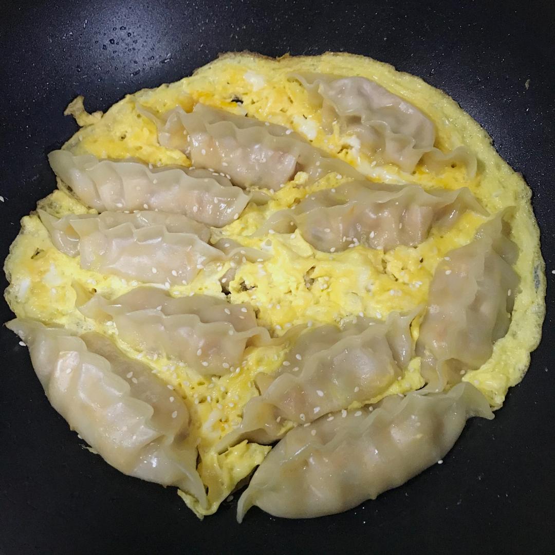 抱蛋煎饺